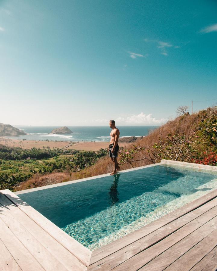 Atas Pelangi Villa Kuta (Lombok)